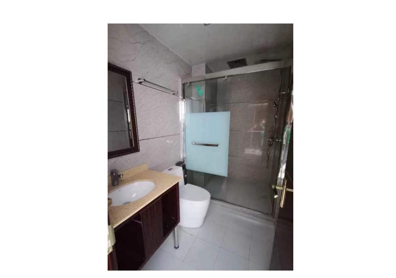 كورون (Hi Top Transient House) المظهر الخارجي الصورة